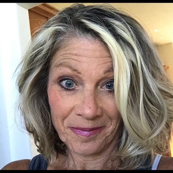 Meet your Posher, Lea - Picture 2 of 2